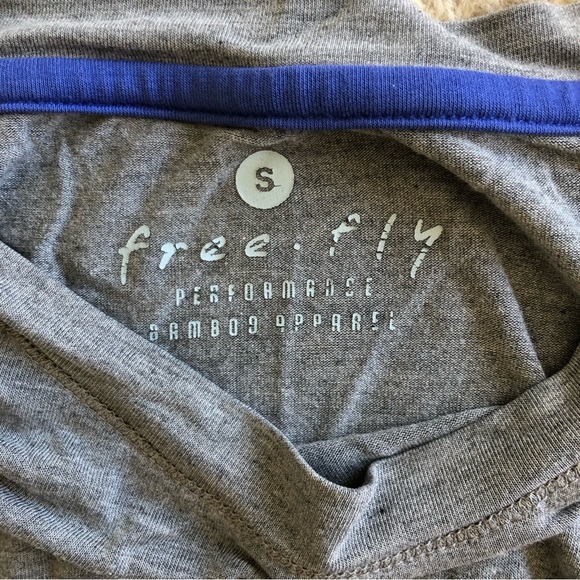 Free Fly Apparel Bamboo Gray long sleeve shirt with thumbholes - Picture 2 of 4